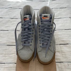 Nike high tops size 8.5